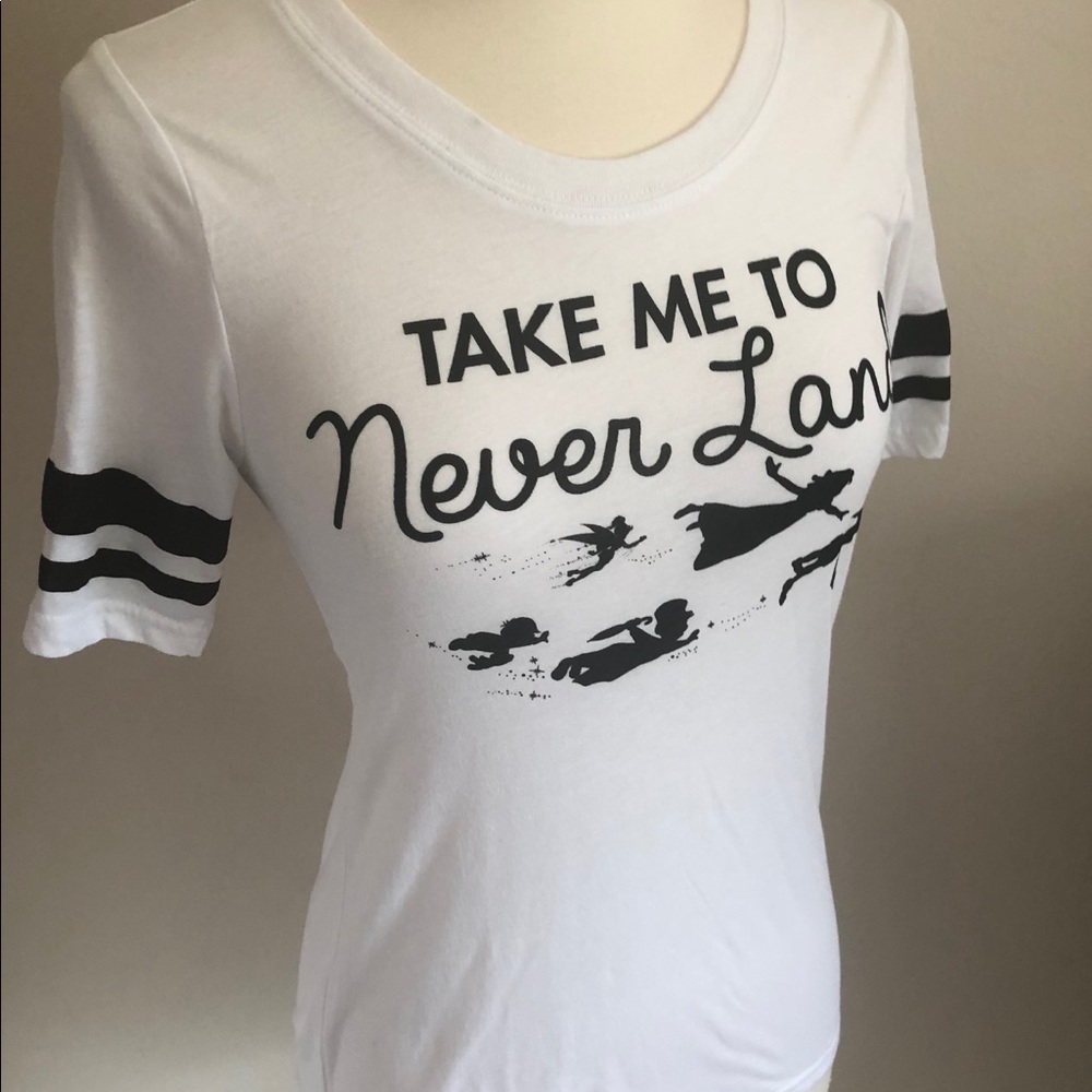Disney Neverland tee. Youth size M (7-9)